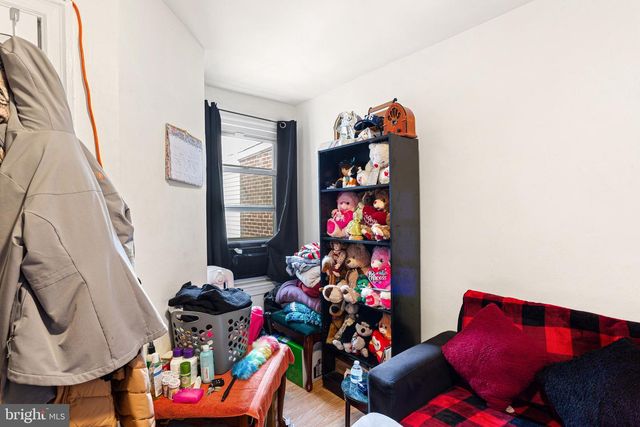 4758 OAKMONT ST, Philadelphia, PA 19136