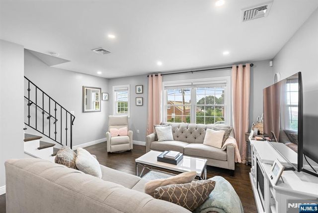 472 Macarthur Avenue 5, Garfield, NJ 07026