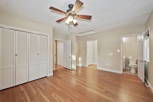 216 Boston Rd, Southborough, MA 01772