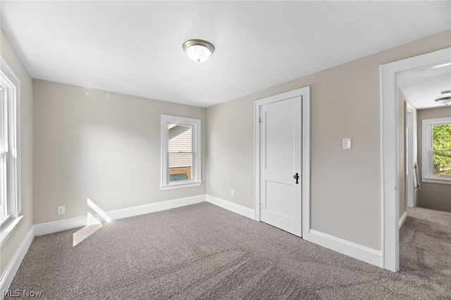 677 Eastland Avenue, Akron, OH 44305