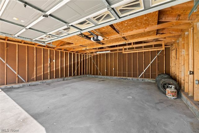 677 Eastland Avenue, Akron, OH 44305