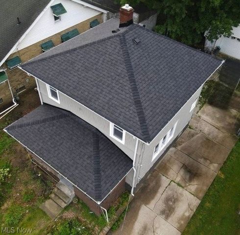 677 Eastland Avenue, Akron, OH 44305