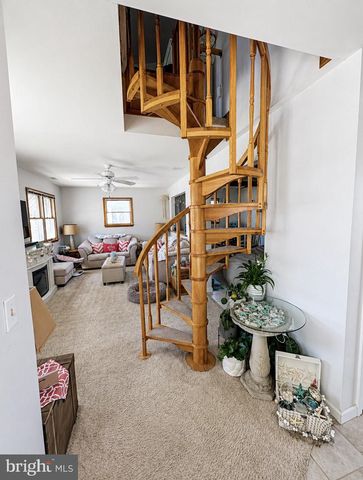 104 E THAMES RD, Little Egg Harbor Twp, NJ 08087