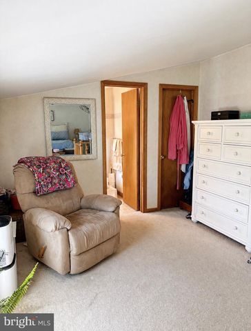 104 E THAMES RD, Little Egg Harbor Twp, NJ 08087