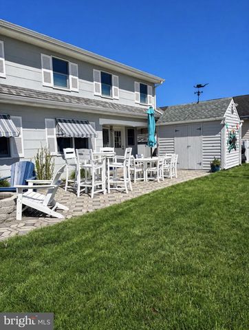 104 E THAMES RD, Little Egg Harbor Twp, NJ 08087