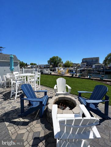 104 E THAMES RD, Little Egg Harbor Twp, NJ 08087