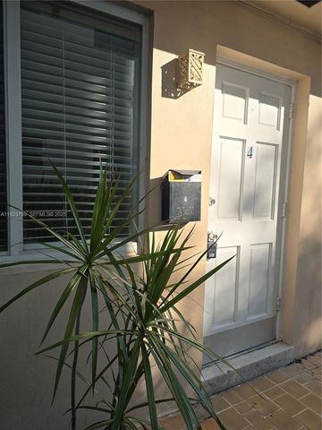 1942 Monroe St 4, Hollywood, FL 33020