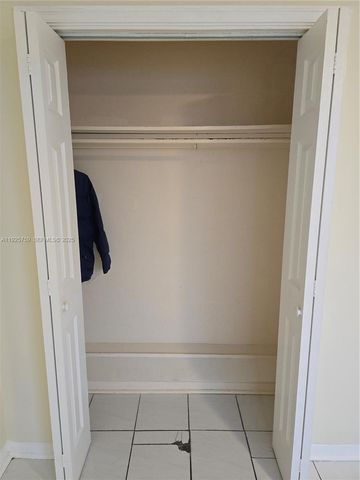 1942 Monroe St 4, Hollywood, FL 33020