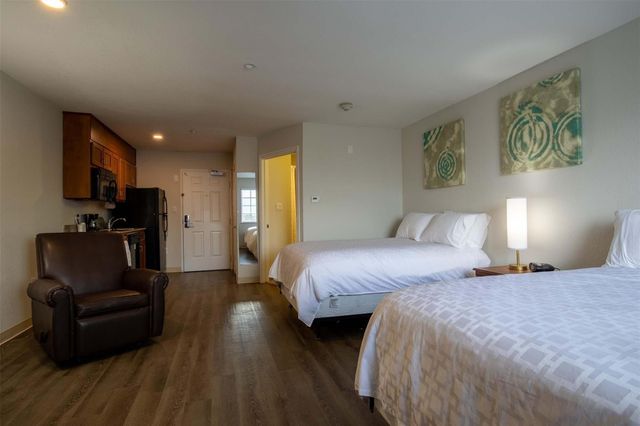 8719 Farm Market 1960 West Road 215, Houston, TX 77070