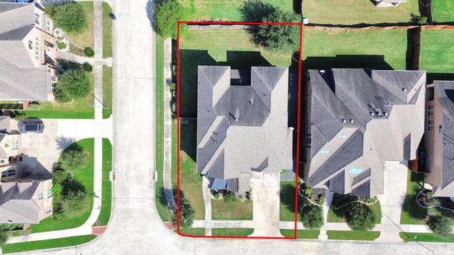 14105 N Lake Branch Lane Lane, Houston, TX 77044