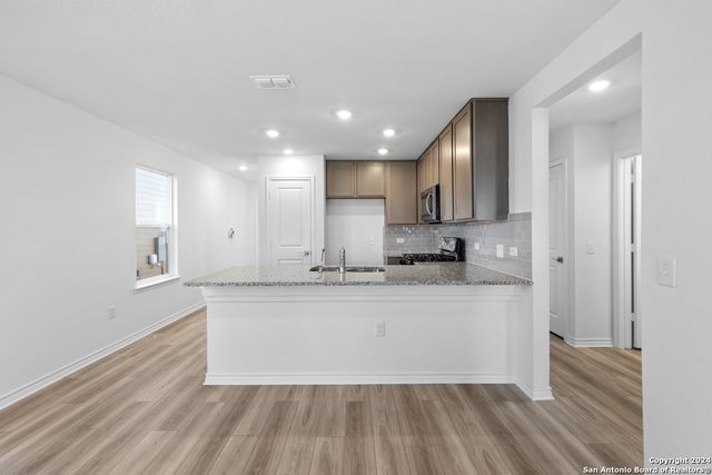 13110 Club House Blvd, San Antonio, TX 78221