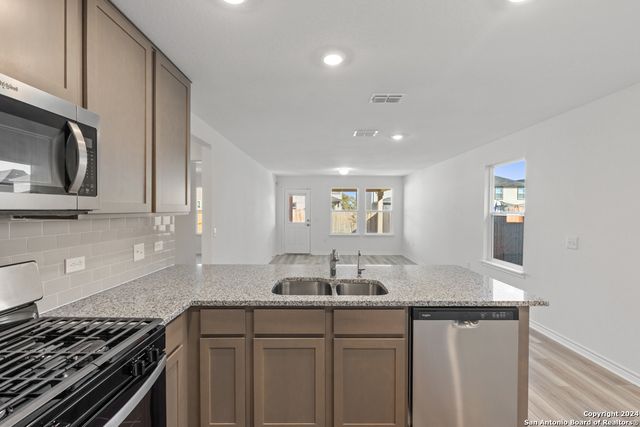 13110 Club House Blvd, San Antonio, TX 78221