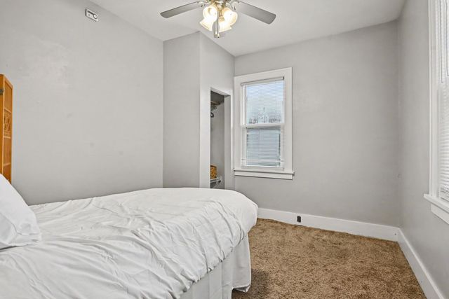 126 Gilkison Avenue, Kalamazoo Twp, MI 49006