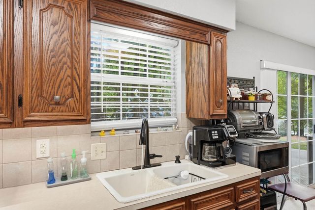 4302 Glenda Lane, Benton, AR 72019
