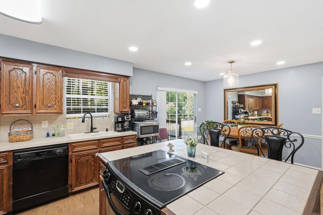 4302 Glenda Lane, Benton, AR 72019