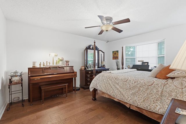 4302 Glenda Lane, Benton, AR 72019