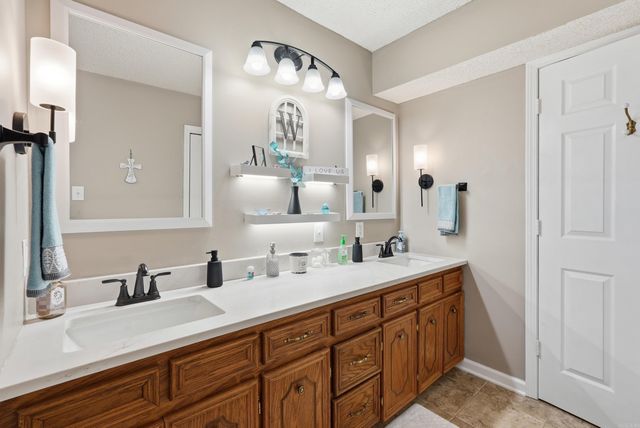 4302 Glenda Lane, Benton, AR 72019