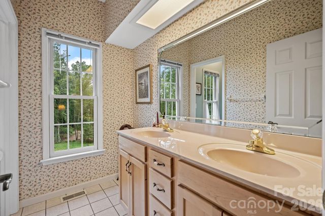 21 Four Oaks Drive, Arden, NC 28704
