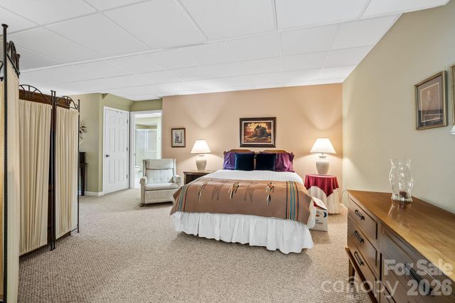 21 Four Oaks Drive, Arden, NC 28704