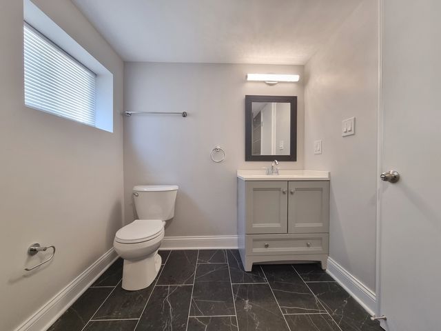 309 S 8th Avenue, Maywood, IL 60153