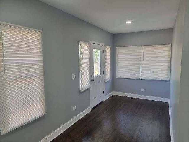 309 S 8th Avenue, Maywood, IL 60153