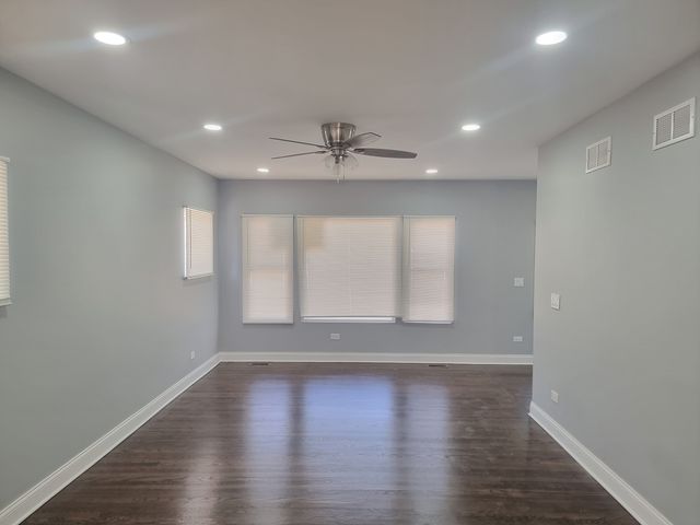 309 S 8th Avenue, Maywood, IL 60153