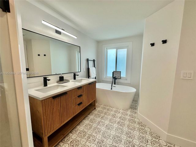 18715 NW 1st Street, Pembroke Pines, FL 33029
