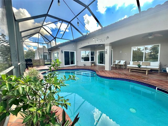 18715 NW 1st Street, Pembroke Pines, FL 33029