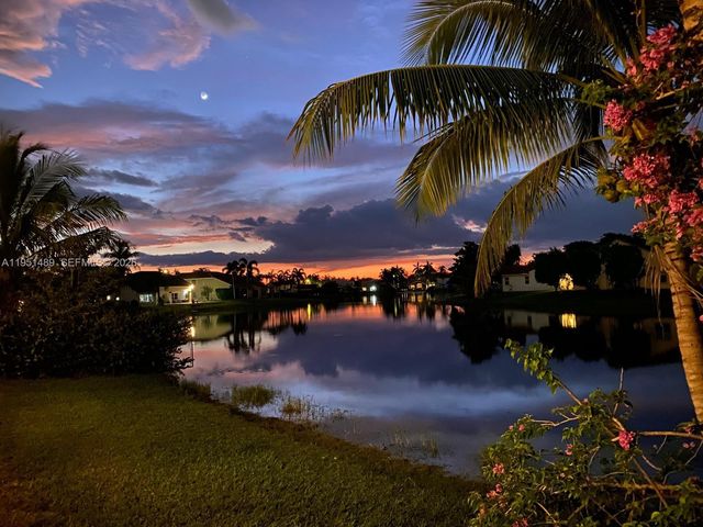 18715 NW 1st Street, Pembroke Pines, FL 33029