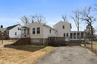 26 Eugenia St, Randolph, MA 02368