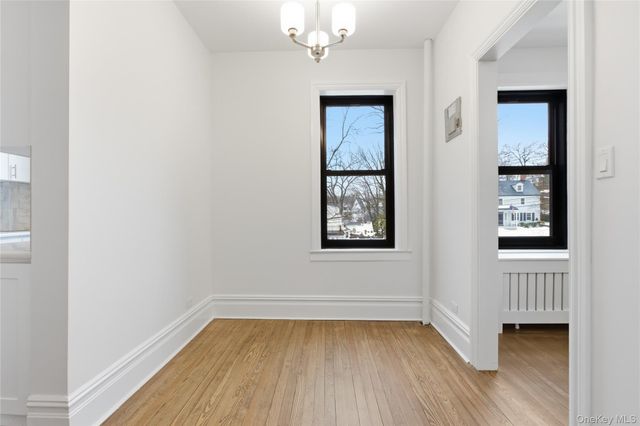 242 Bronxville Road E2, Bronxville, NY 10708