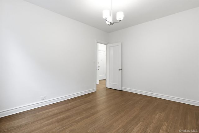 242 Bronxville Road E2, Bronxville, NY 10708