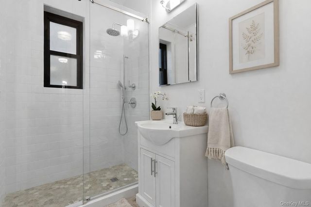 242 Bronxville Road E2, Bronxville, NY 10708