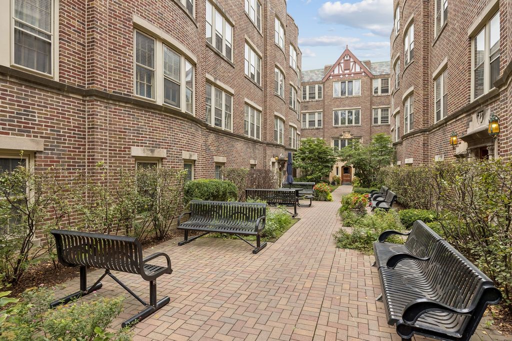 1130 WASHINGTON Boulevard 3A, Oak Park, IL 60302 — exterior