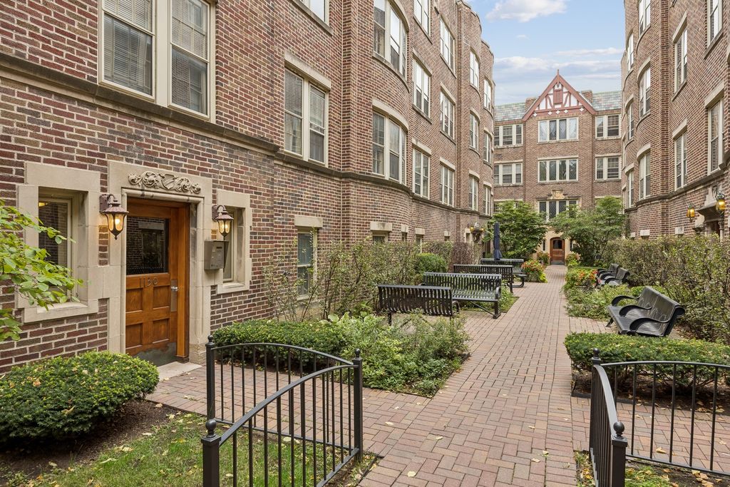 1130 WASHINGTON Boulevard 3A, Oak Park, IL 60302 — photo 2