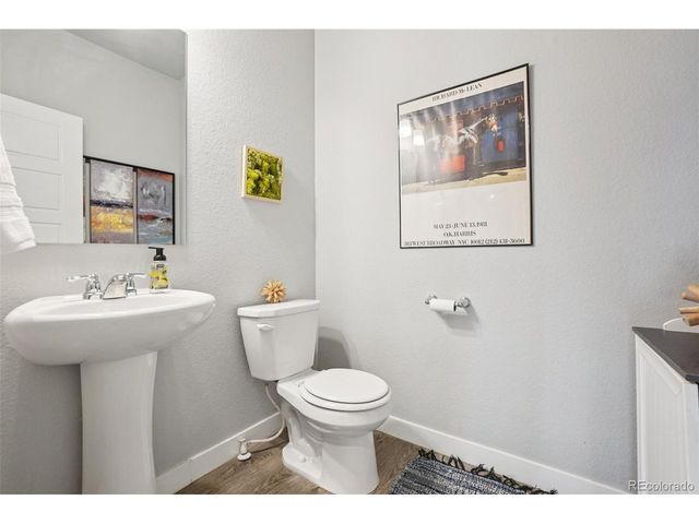 674 E Hinsdale Ave, Littleton, CO 80122