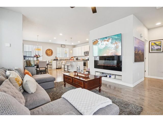 674 E Hinsdale Ave, Littleton, CO 80122