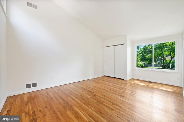 10325 SIXPENCE CIR, Columbia, MD 21044