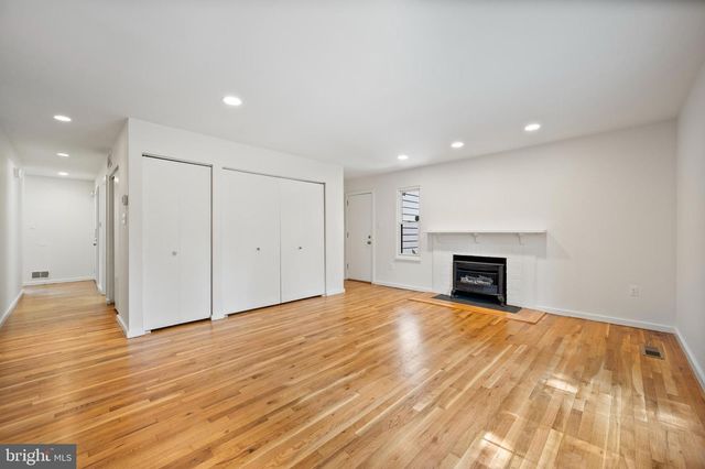10325 SIXPENCE CIR, Columbia, MD 21044