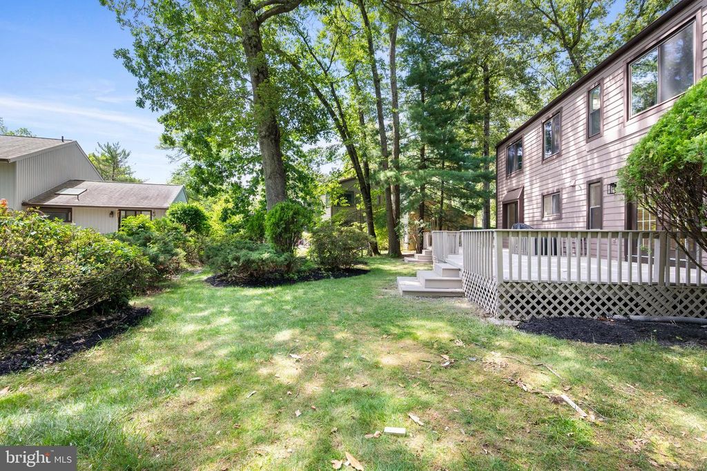 Image 36 of property listing at 10325 SIXPENCE CIR, Columbia, MD 21044