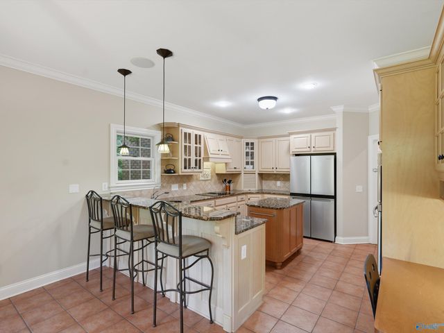 4015 High Mountain Road NE, Huntsville, AL 35811