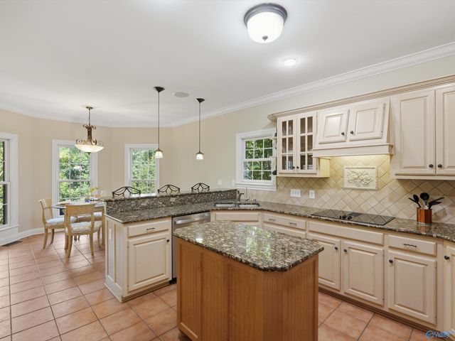 4015 High Mountain Road NE, Huntsville, AL 35811
