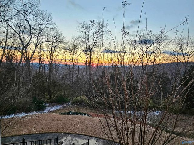 4015 High Mountain Road NE, Huntsville, AL 35811