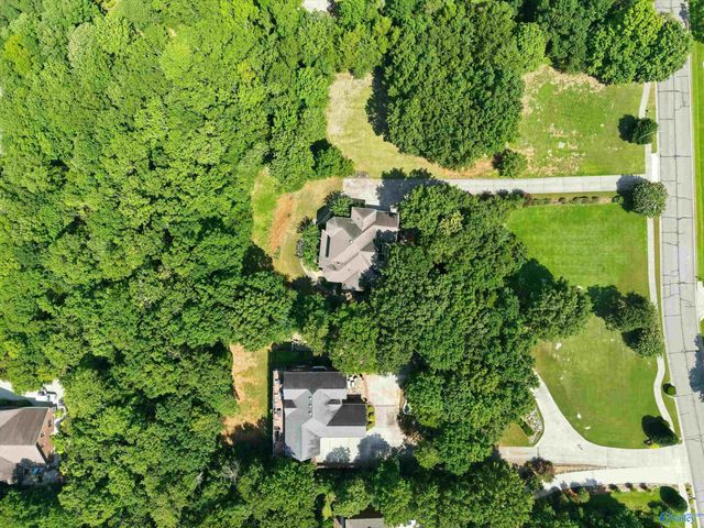 4015 High Mountain Road NE, Huntsville, AL 35811
