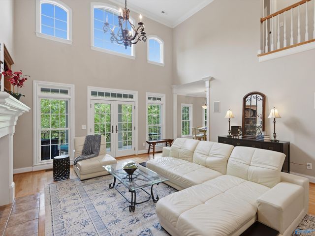 4015 High Mountain Road NE, Huntsville, AL 35811