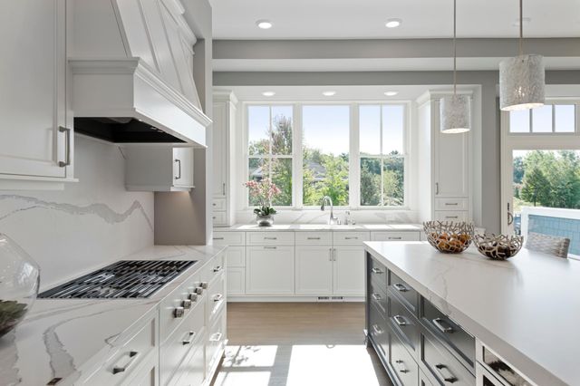 5095 Kelsey Terrace, Edina, MN 55436