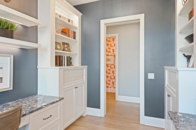 5095 Kelsey Terrace, Edina, MN 55436