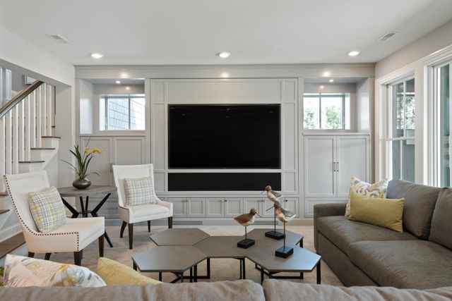 5095 Kelsey Terrace, Edina, MN 55436