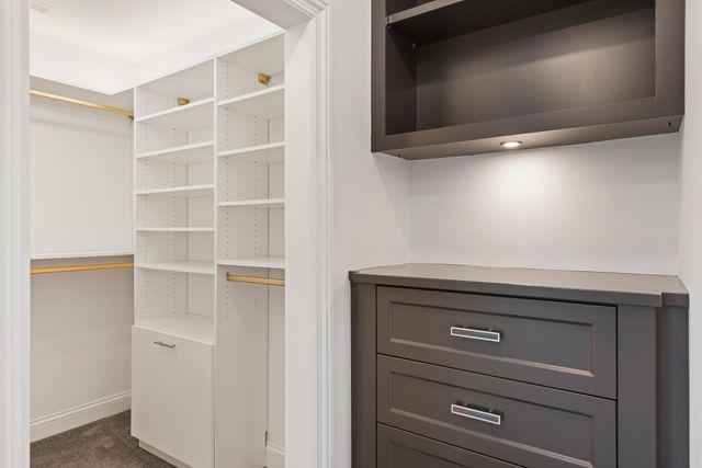 5095 Kelsey Terrace, Edina, MN 55436