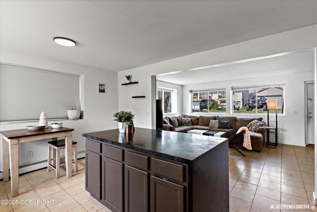 437 E 14th Avenue, Anchorage, AK 99501
